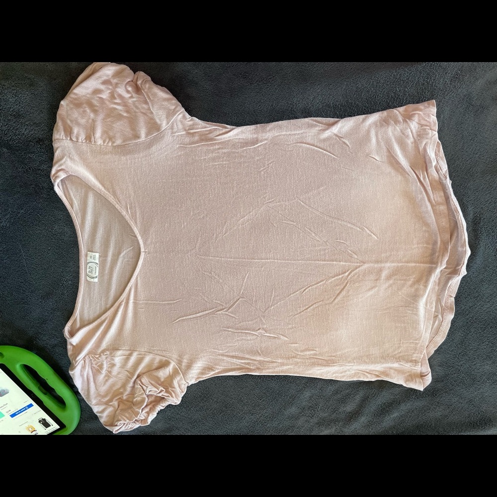 Maurice’s pink 24/7 tee